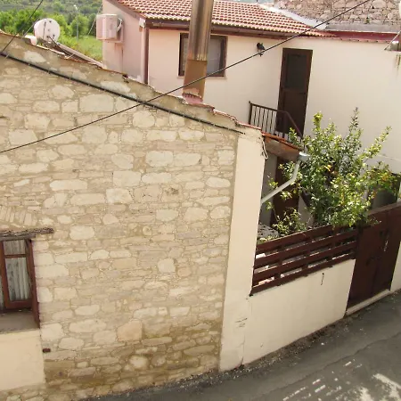 Panagiota Stone House * Δωρός
